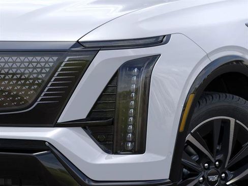 New 2026 Cadillac Vistiq Sport w/ LPO, Floor Liner Package AWD/4WD image 19