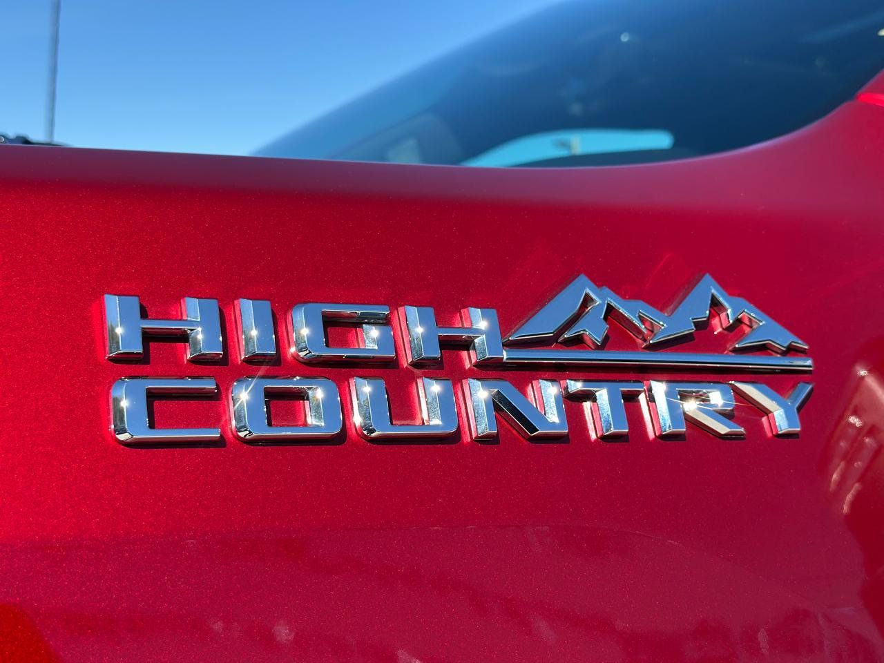 Used 2024 Chevrolet Silverado 3500 High Country w/ High Country Premium Package AWD/4WD image 9