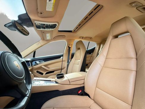 Used 2016 Porsche Panamera Edition w/ Premium Package Plus RWD image 11