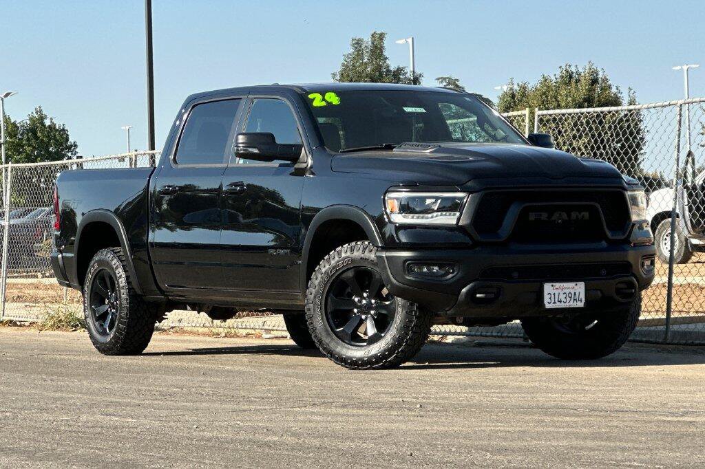 Used 2024 RAM 1500 Rebel w/ Rebel Level 2 Equipment Group AWD/4WD image 2