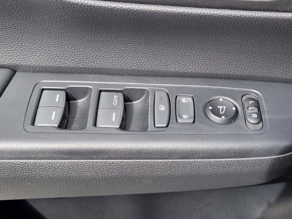 Certified 2023 Honda CR-V LX image 29
