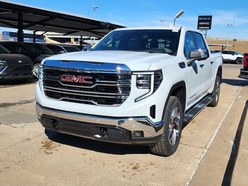 New 2026 GMC Sierra 1500 SLT w/ SLT Premium Plus Package image 8