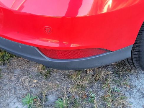 Used 2016 Ford Focus SE w/ Reverse Sensing Package image 15