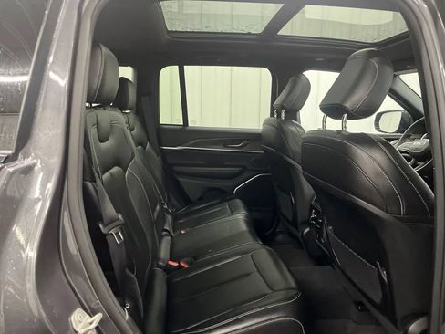 Used 2024 Jeep Grand Cherokee Limited 4xe AWD/4WD image 15