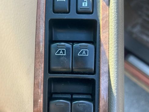Used 2012 Nissan Murano LE w/ Platinum Pkg AWD/4WD image 16