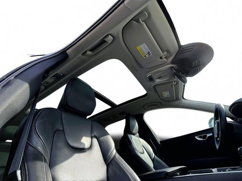 Used 2021 Volvo XC60 T5 Inscription w/ Advanced Package image 27