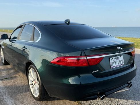 Used 2016 Jaguar XF Prestige RWD image 7