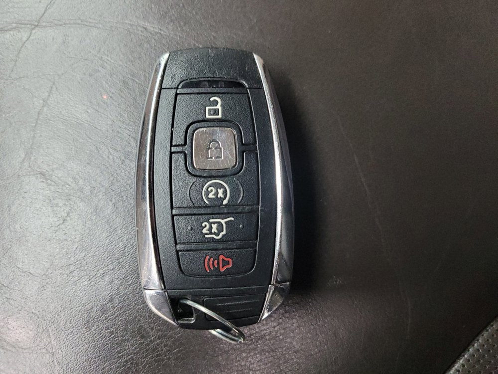 Used 2019 Lincoln MKC Select w/ Select Plus Package AWD/4WD image 32