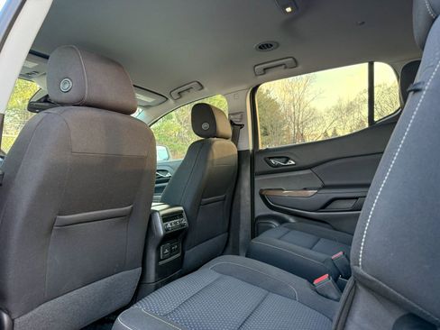 Used 2023 GMC Acadia SLE w/ Driver Convenience Package image 33