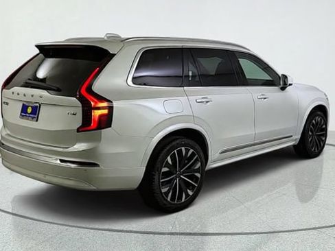 New 2026 Volvo XC90 T8 Core w/ Protection Package Premier AWD/4WD image 7