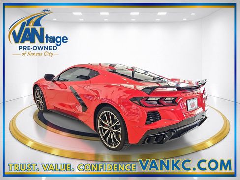 Used 2024 Chevrolet Corvette Stingray Preferred Cpe w/ Z51 Performance Package RWD image 9