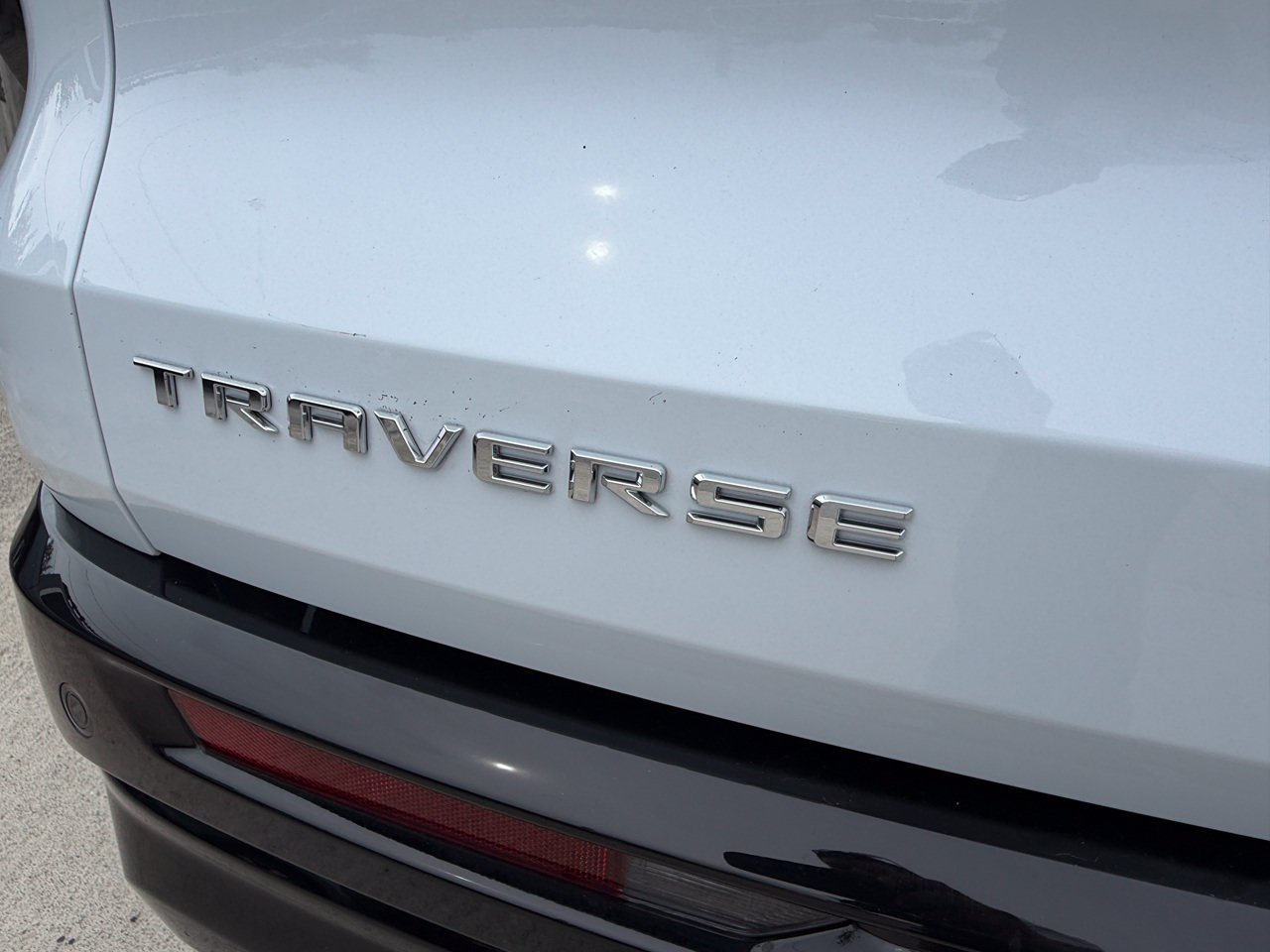 Used 2026 Chevrolet Traverse High Country FWD image 10