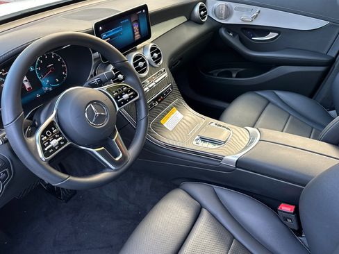 Used 2023 Mercedes-Benz GLC 300 4MATIC Coupe image 9