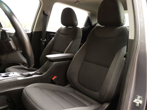 Used 2023 Chevrolet Bolt LT FWD image 22