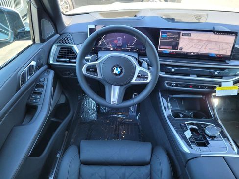 New 2026 BMW X5 xDrive40i w/ M Sport Package AWD/4WD image 15
