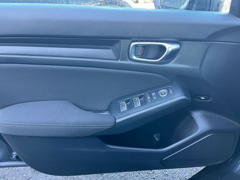 Used 2025 Honda Civic Sport image 20