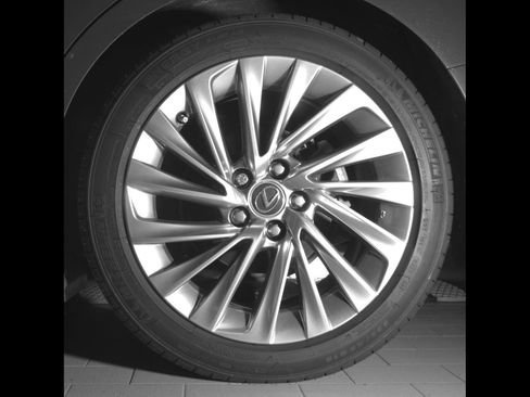 Used 2021 Lexus ES 350 Ultra Luxury w/ Accessory Package 2 FWD image 26