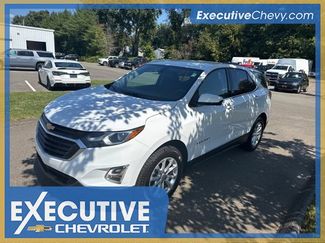 Used 2018 Chevrolet Equinox LT image 1