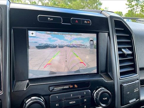 Used 2017 Ford F150 XLT w/ Equipment Group 302A Luxury AWD/4WD image 14