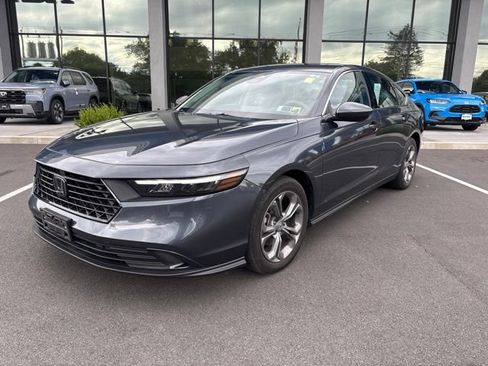 Used 2024 Honda Accord EX image 2
