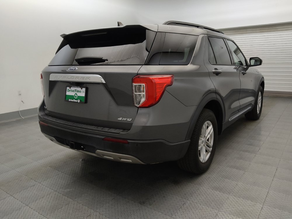 Used 2023 Ford Explorer XLT w/ Equipment Group 202A AWD/4WD image 9
