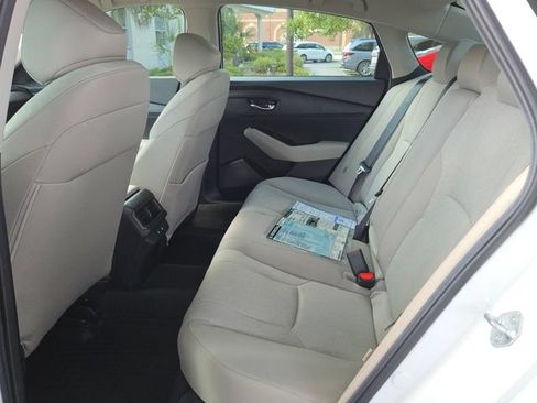 Certified 2025 Honda Accord LX image 11