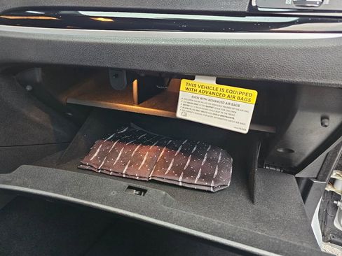 Used 2023 Chrysler 300 S image 14