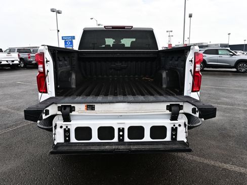 Used 2024 Chevrolet Silverado 1500 LT Trail Boss w/ Protection Package AWD/4WD image 12