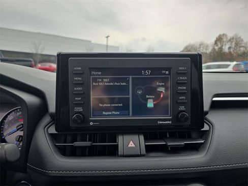 Used 2021 Toyota RAV4 XLE image 27