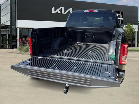 Used 2017 Ford F150 XL w/ Equipment Group 101A Mid image 11