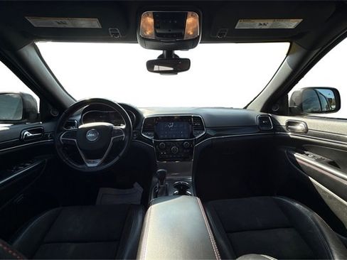 Used 2020 Jeep Grand Cherokee Trailhawk image 23