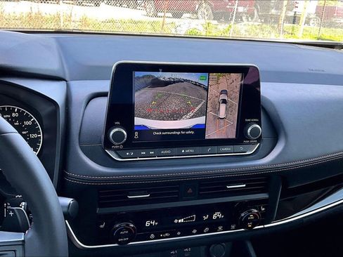 Used 2025 Nissan Rogue SV w/ Rock Creek Premium Package image 21