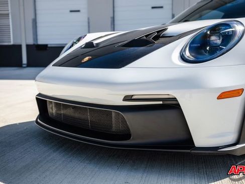 Used 2025 Porsche 911 GT3 RS image 30