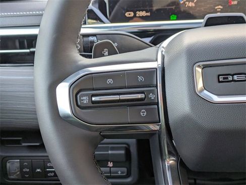 New 2025 GMC Sierra EV Denali image 16