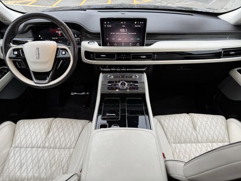 Used 2022 Lincoln Aviator Black Label w/ Dynamic Handling Package image 22