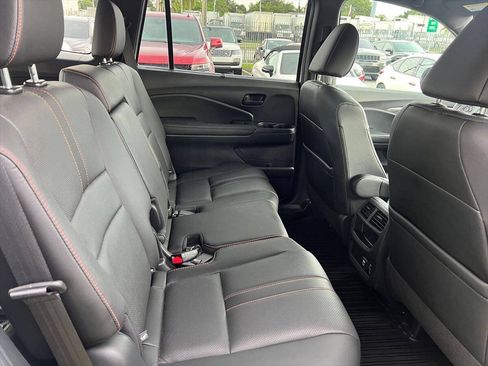 Used 2023 Honda Passport TrailSport image 9