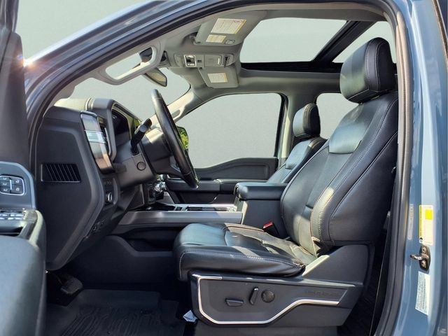 Used 2023 Ford F250 Lariat w/ Sport Appearance Package AWD/4WD image 21
