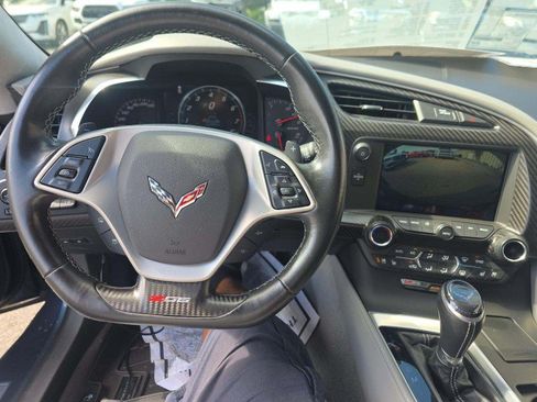 Used 2019 Chevrolet Corvette Z06 RWD image 6