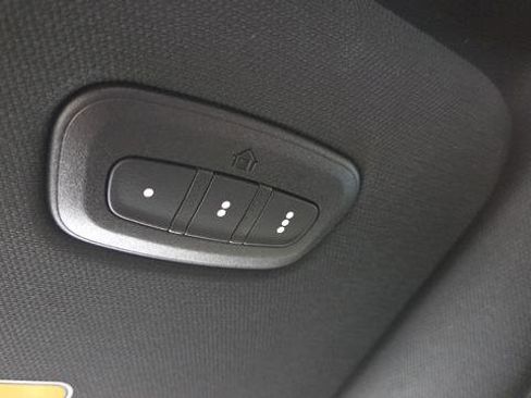 New 2026 RAM 1500 4x4 Crew Cab image 31