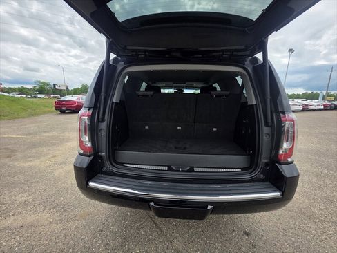 Used 2017 GMC Yukon Denali w/ Open Road Package AWD/4WD image 7