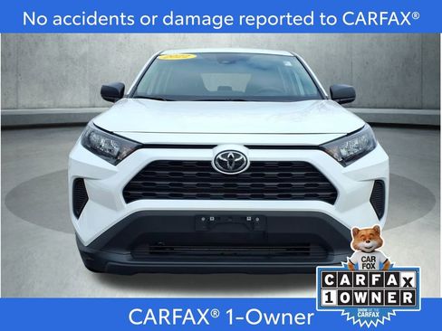 Certified 2022 Toyota RAV4 LE image 2