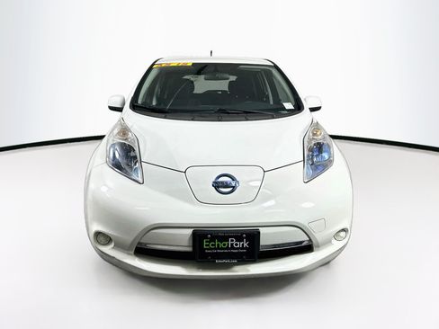 Used 2014 Nissan Leaf S w/ Charge Package FWD image 2