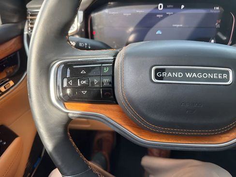 Used 2022 Jeep Grand Wagoneer Series III w/ Rear Seat Video Group 1 AWD/4WD image 14