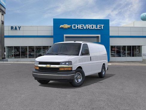 New 2025 Chevrolet Express 3500 w/ Driver Convenience Package image 36