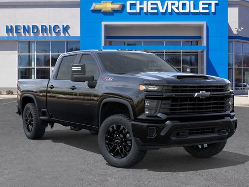 New 2026 Chevrolet Silverado 2500 Custom w/ Custom Value Package AWD/4WD image 9