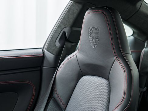 Certified 2024 Porsche 911 Carrera GTS image 19