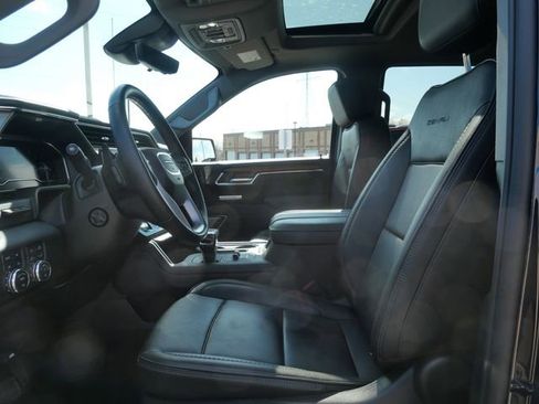 Used 2023 GMC Sierra 1500 Denali w/ Denali Reserve Package image 11