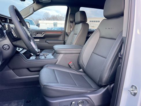 New 2026 GMC Sierra 1500 Denali w/ Denali Reserve Package image 12