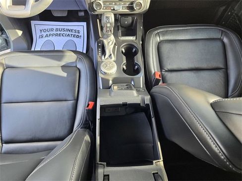 New 2025 Ford Bronco Outer Banks image 24