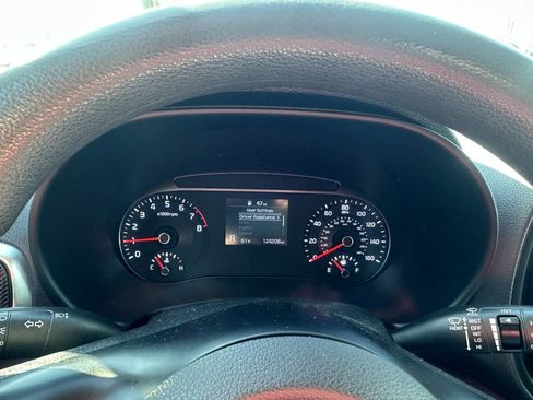 Used 2021 Kia Soul S image 17